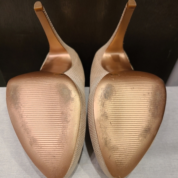 BCBG NUDE and GOLD ROUNDED CLOSED TOE HEELS - Picture 2 of 7